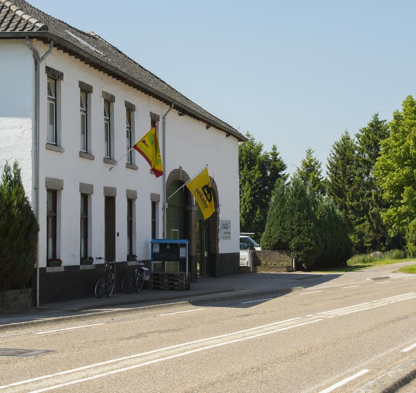 Vakantie Oord Zonnehoeve 팔켄뷔르흐안더횔 외부 사진