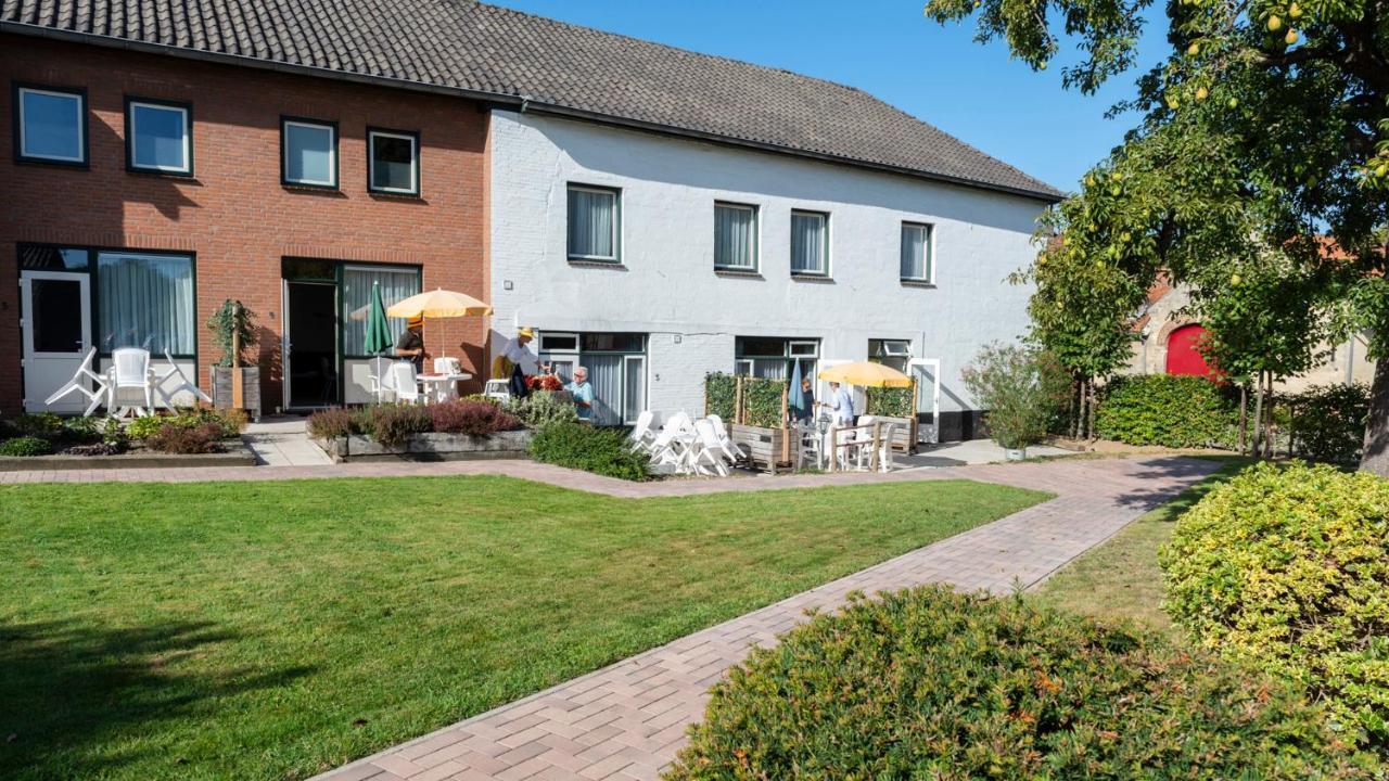 Vakantie Oord Zonnehoeve 팔켄뷔르흐안더횔 외부 사진